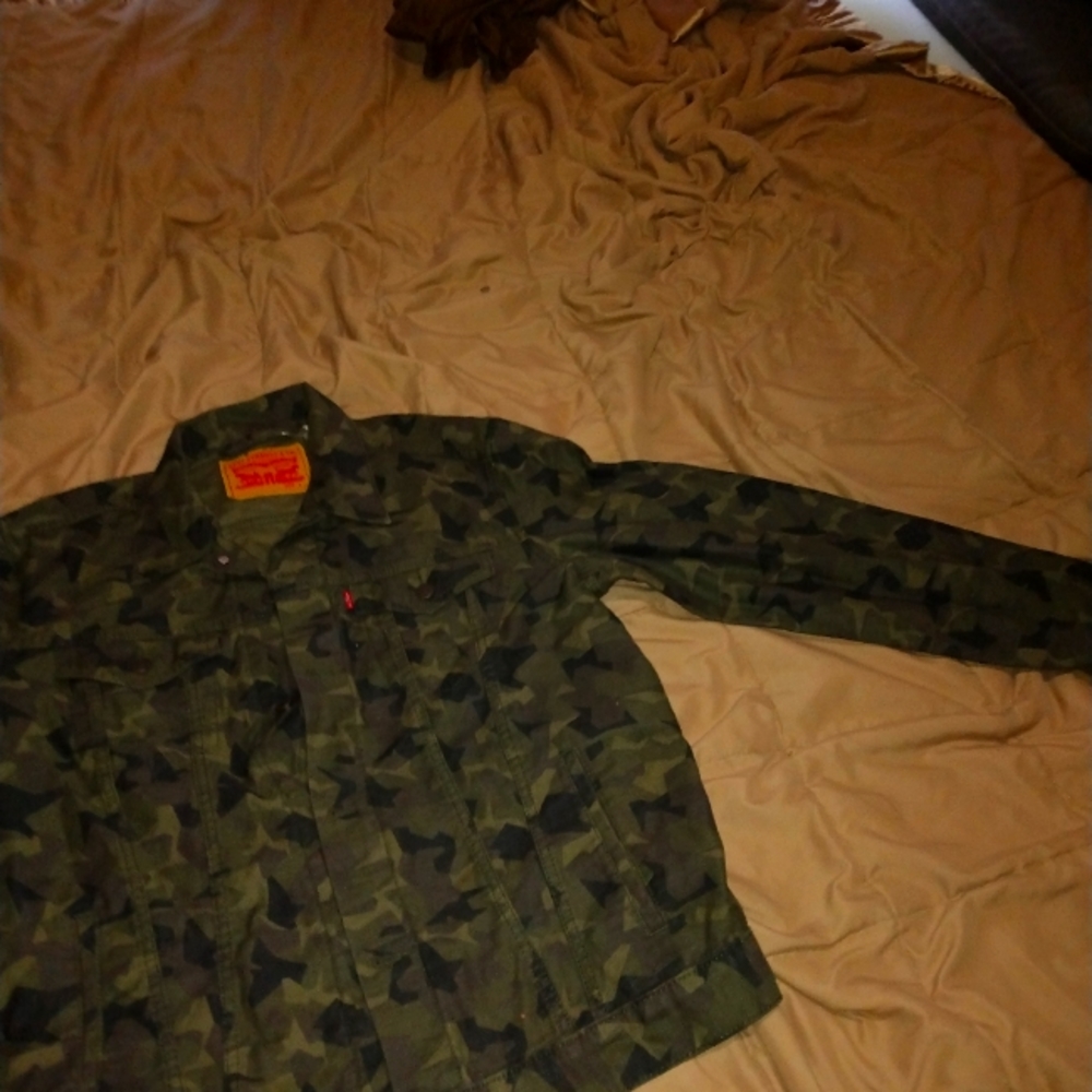 Men Levi jacket